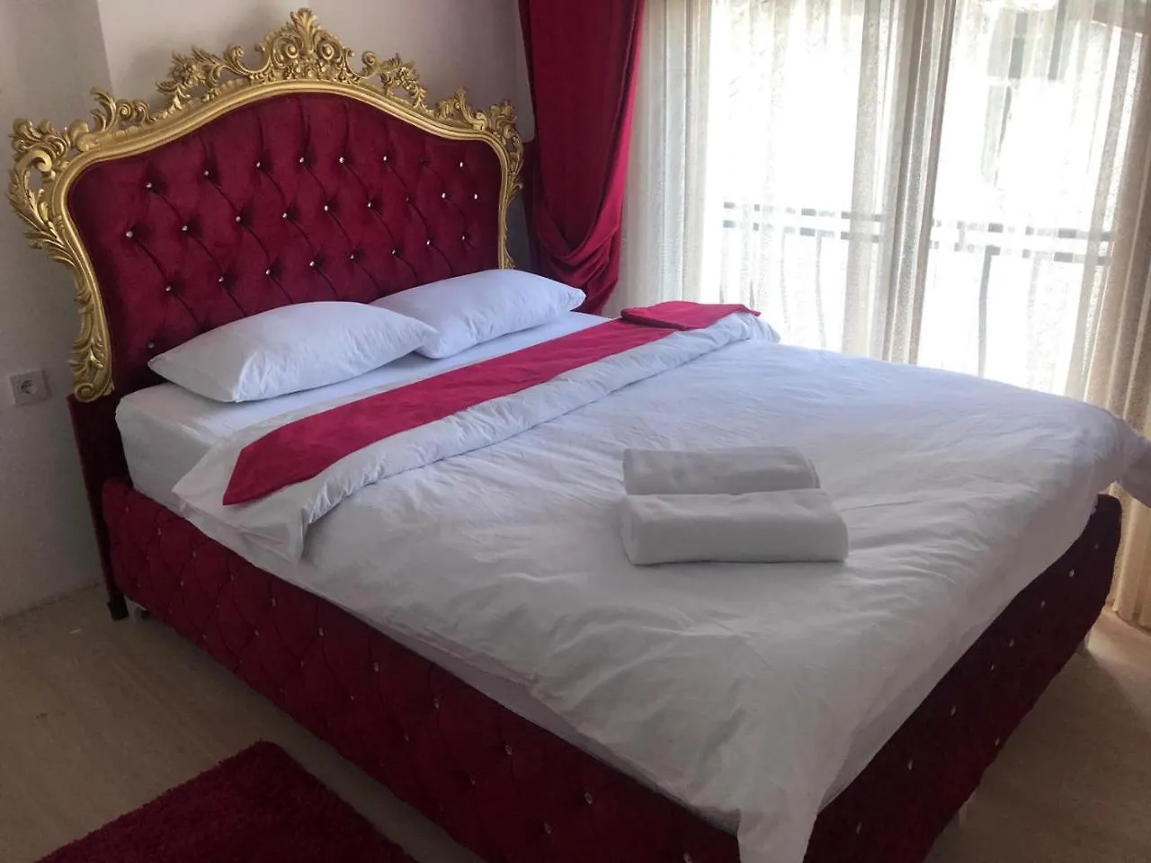 Luxx Suite Mecidiyekoey Istanbul 2*,  Turkey