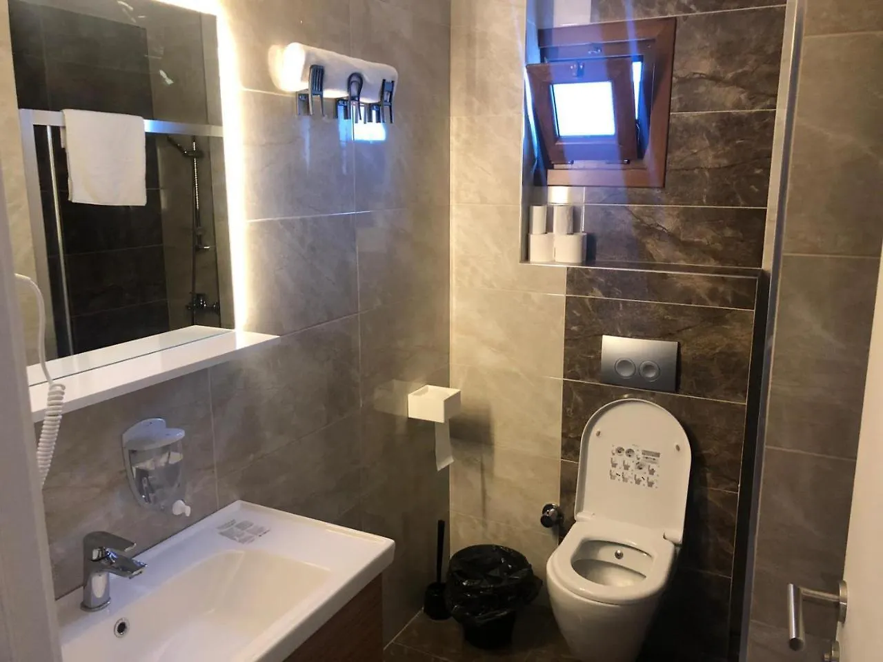 Luxx Suite Mecidiyekoey Istanbul Turkey